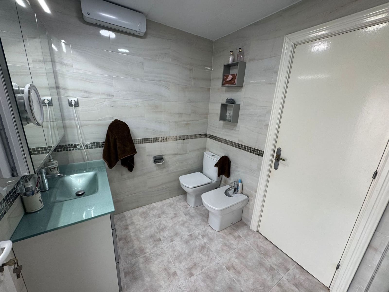 7 slaapkamer Villa te koop in Tordera met zwembad garage - € 340.000 (Ref: 9679432)