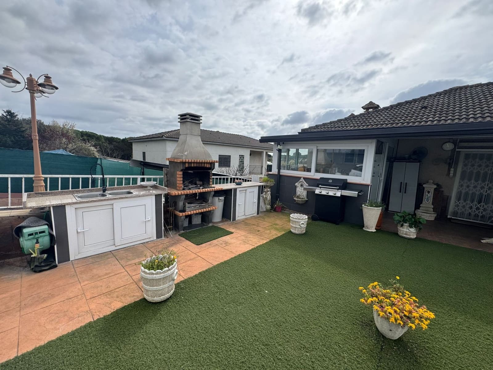 7 slaapkamer Villa te koop in Tordera met zwembad garage - € 340.000 (Ref: 9679432)