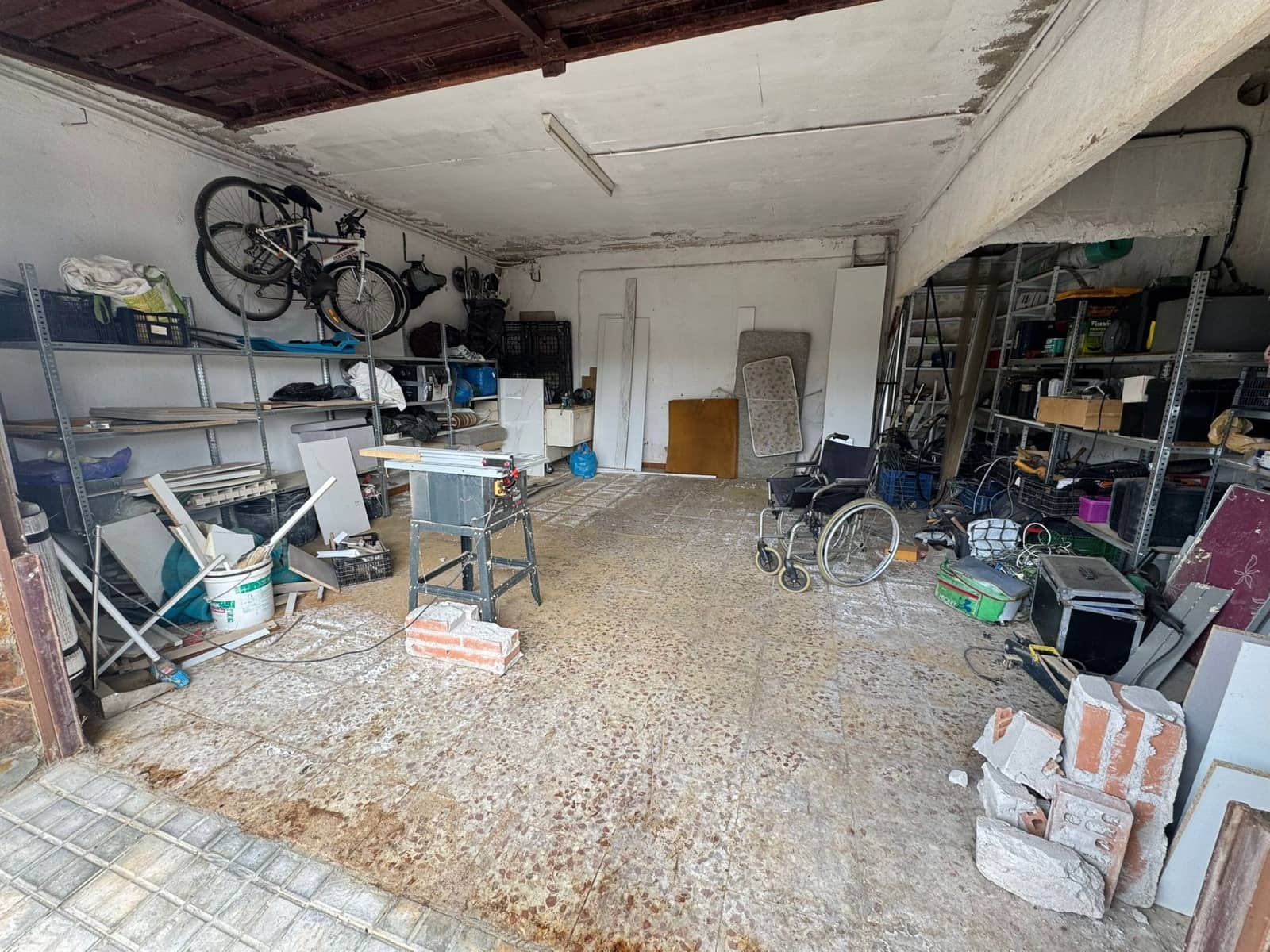 7 slaapkamer Villa te koop in Tordera met zwembad garage - € 340.000 (Ref: 9679432)