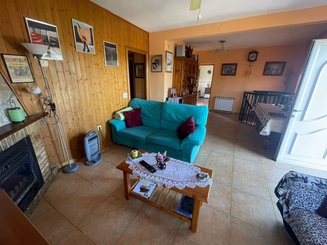 3 slaapkamer Villa te koop in Tordera met garage - € 270.000 (Ref: 9685994)