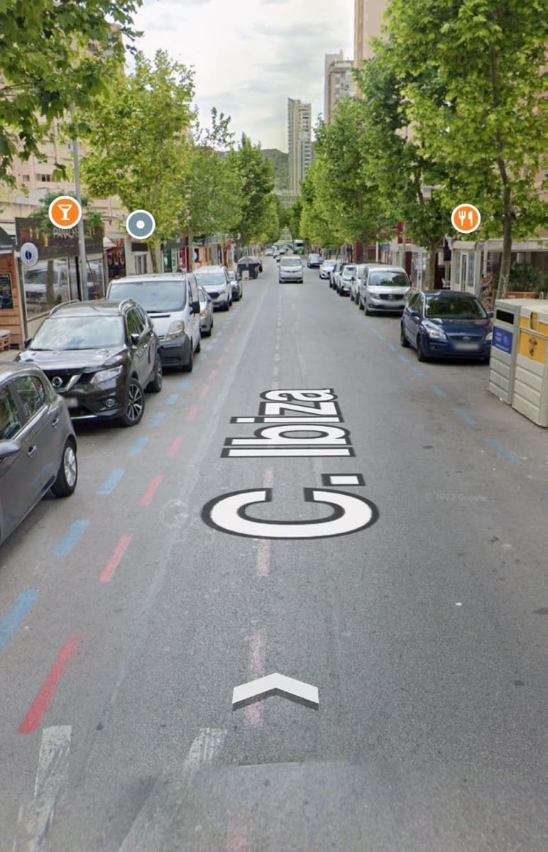 Komercyjne do wynajęcia w Benidorm - 1 200 € (Ref: 9458575)