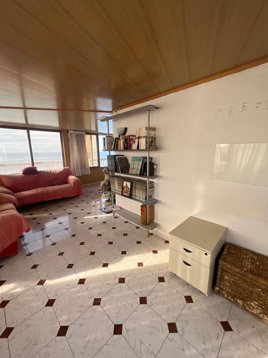 4 quarto Penthouse para venda em Benidorm com garagem - 549 999 € (Ref: 9458576)