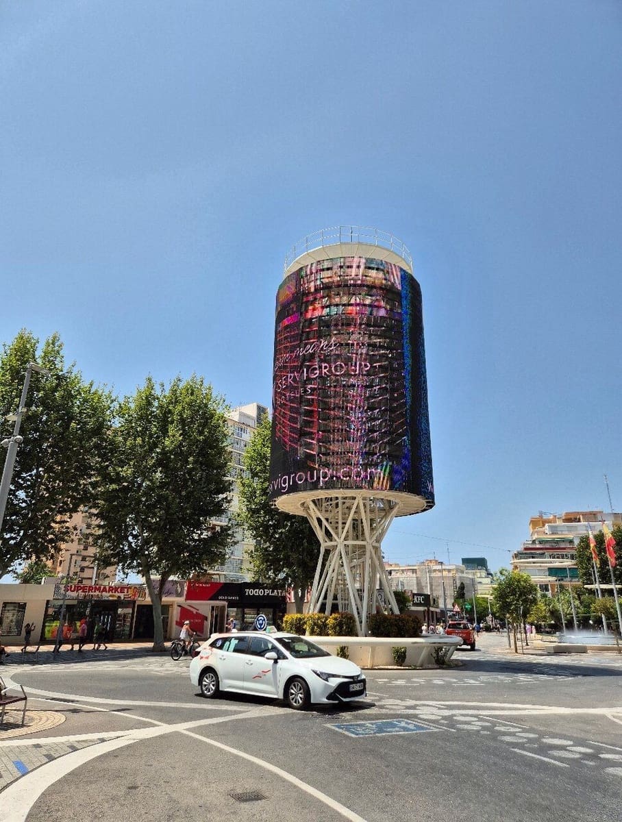 Kaupallinen vuokrattavana paikassa Benidorm - 5 000 € (Ref: 9458579)