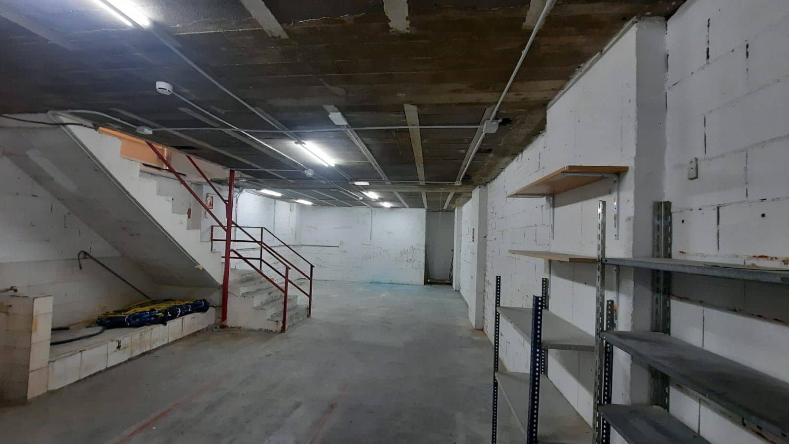 Local Comercial en Benidorm en alquiler - 850 € (Ref: 9458580)