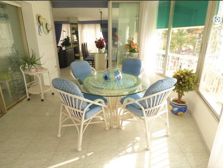 4 chambre Appartement à vendre à Benidorm avec piscine garage - 650 000 € (Ref: 9458583)