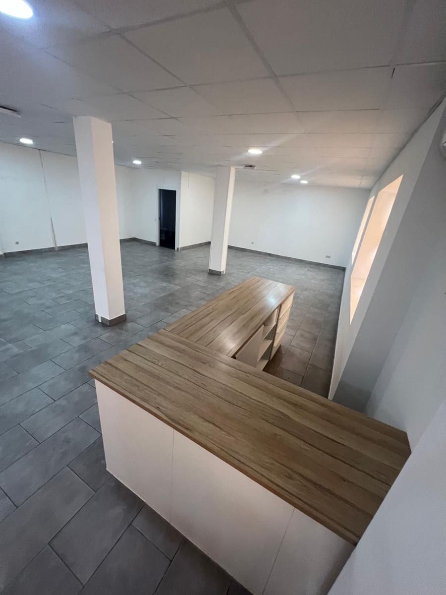 Gewerbe zu vermieten in Benidorm - 2.000 € (Ref: 9458584)