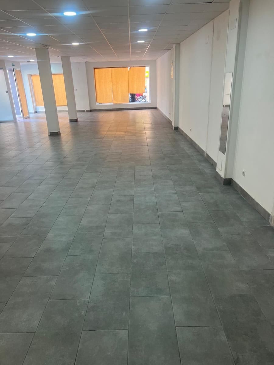 Gewerbe zu vermieten in Benidorm - 2.000 € (Ref: 9458584)