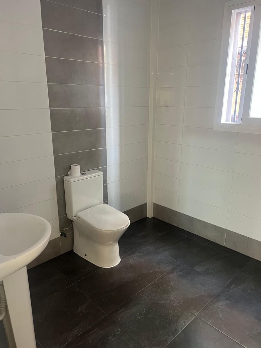 Gewerbe zu vermieten in Benidorm - 2.000 € (Ref: 9458584)