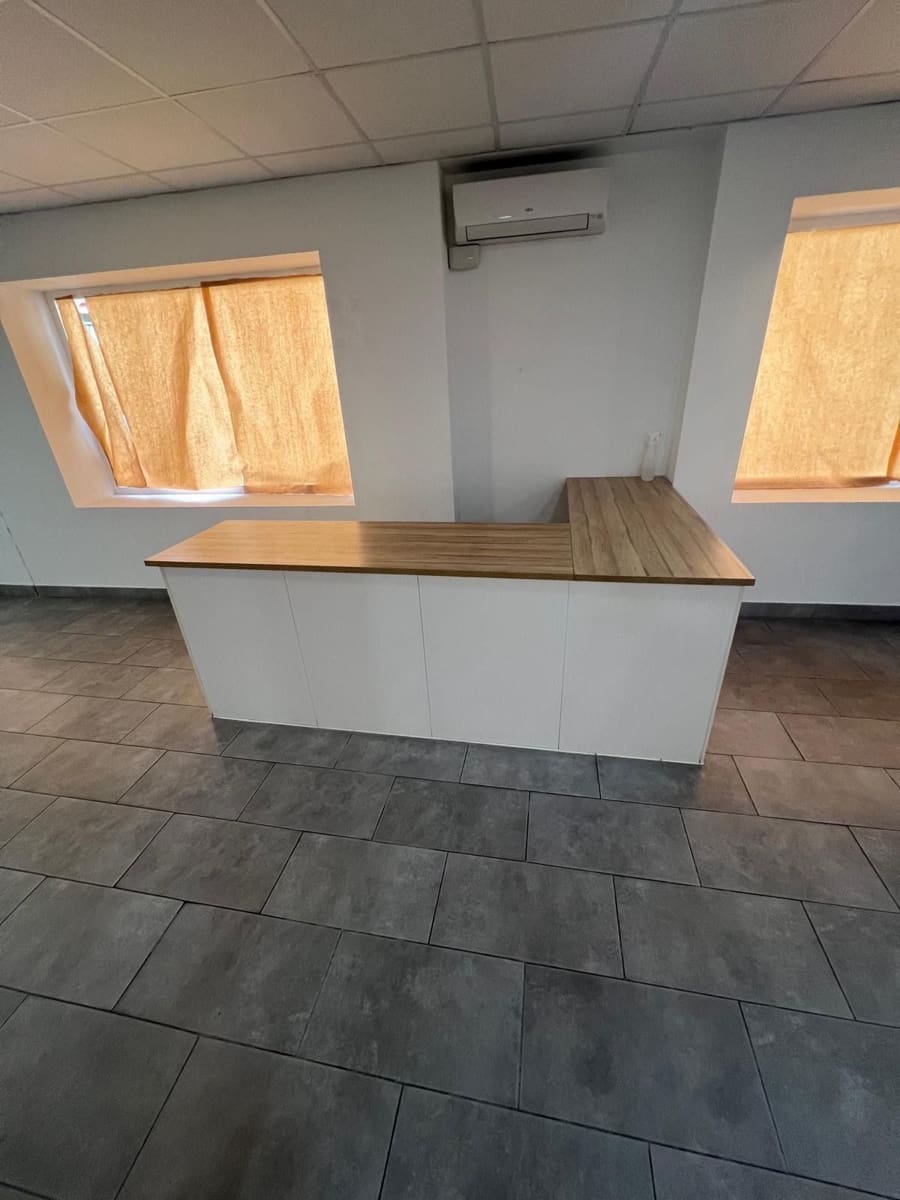 Gewerbe zu vermieten in Benidorm - 2.000 € (Ref: 9458584)