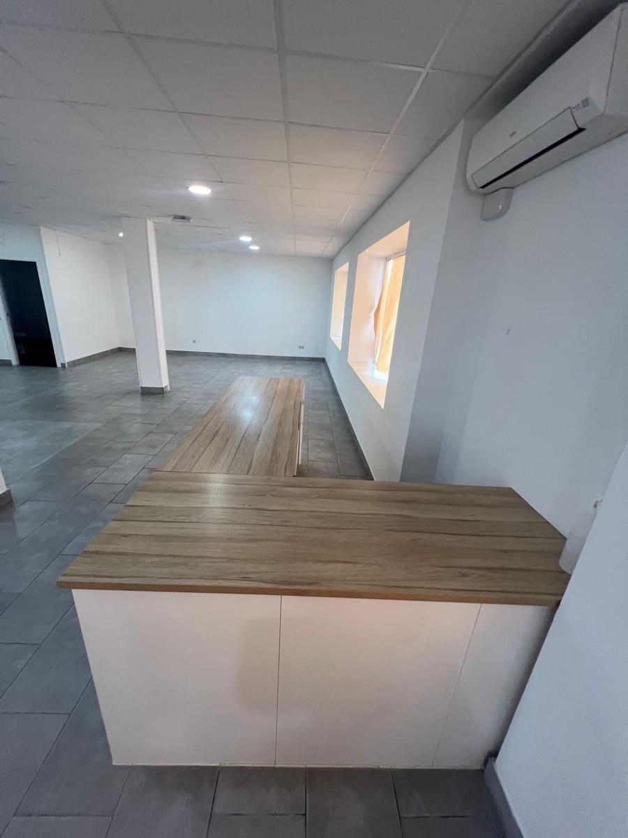 Gewerbe zu vermieten in Benidorm - 2.000 € (Ref: 9458584)