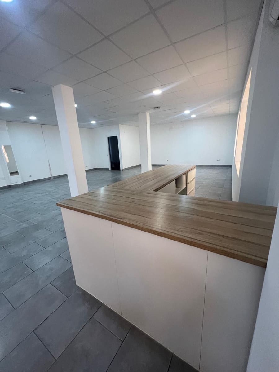 Gewerbe zu vermieten in Benidorm - 2.000 € (Ref: 9458584)