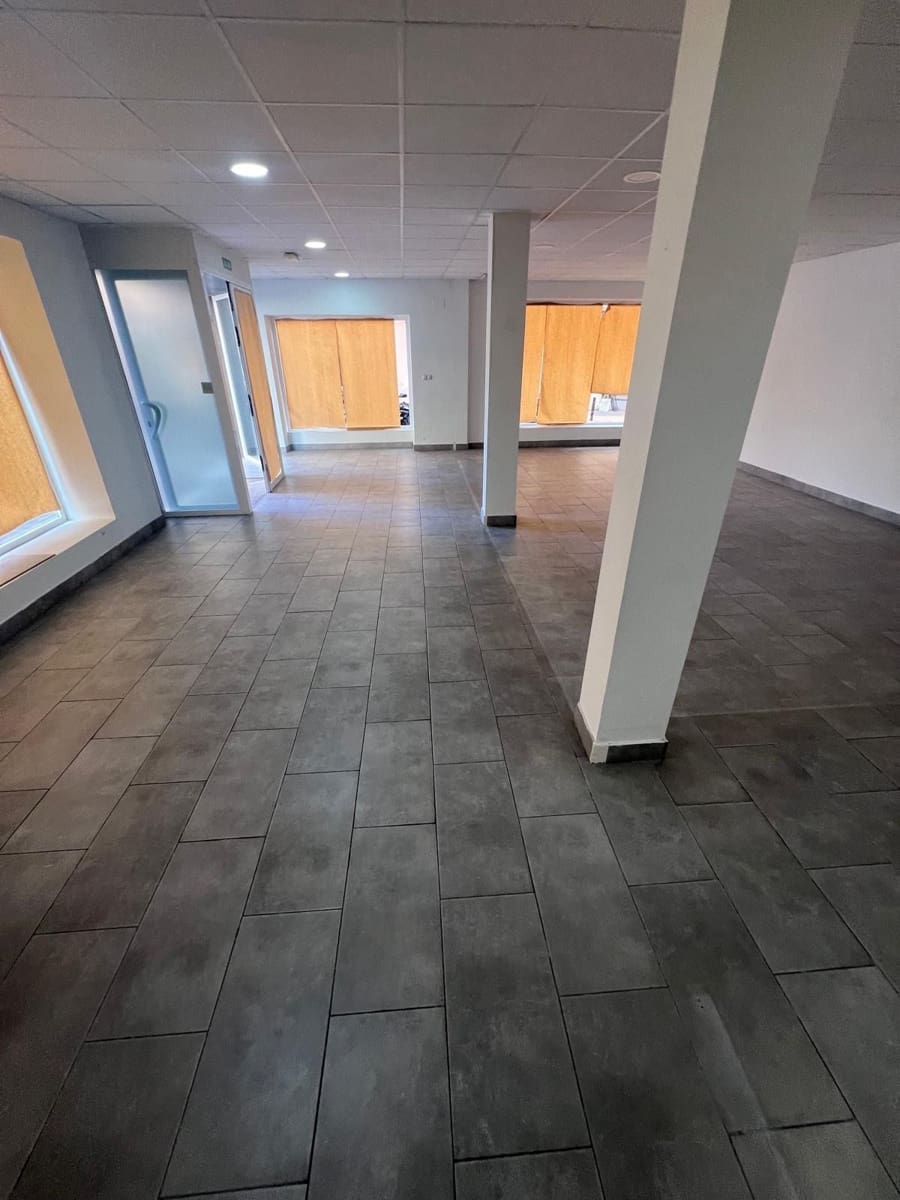 Gewerbe zu vermieten in Benidorm - 2.000 € (Ref: 9458584)