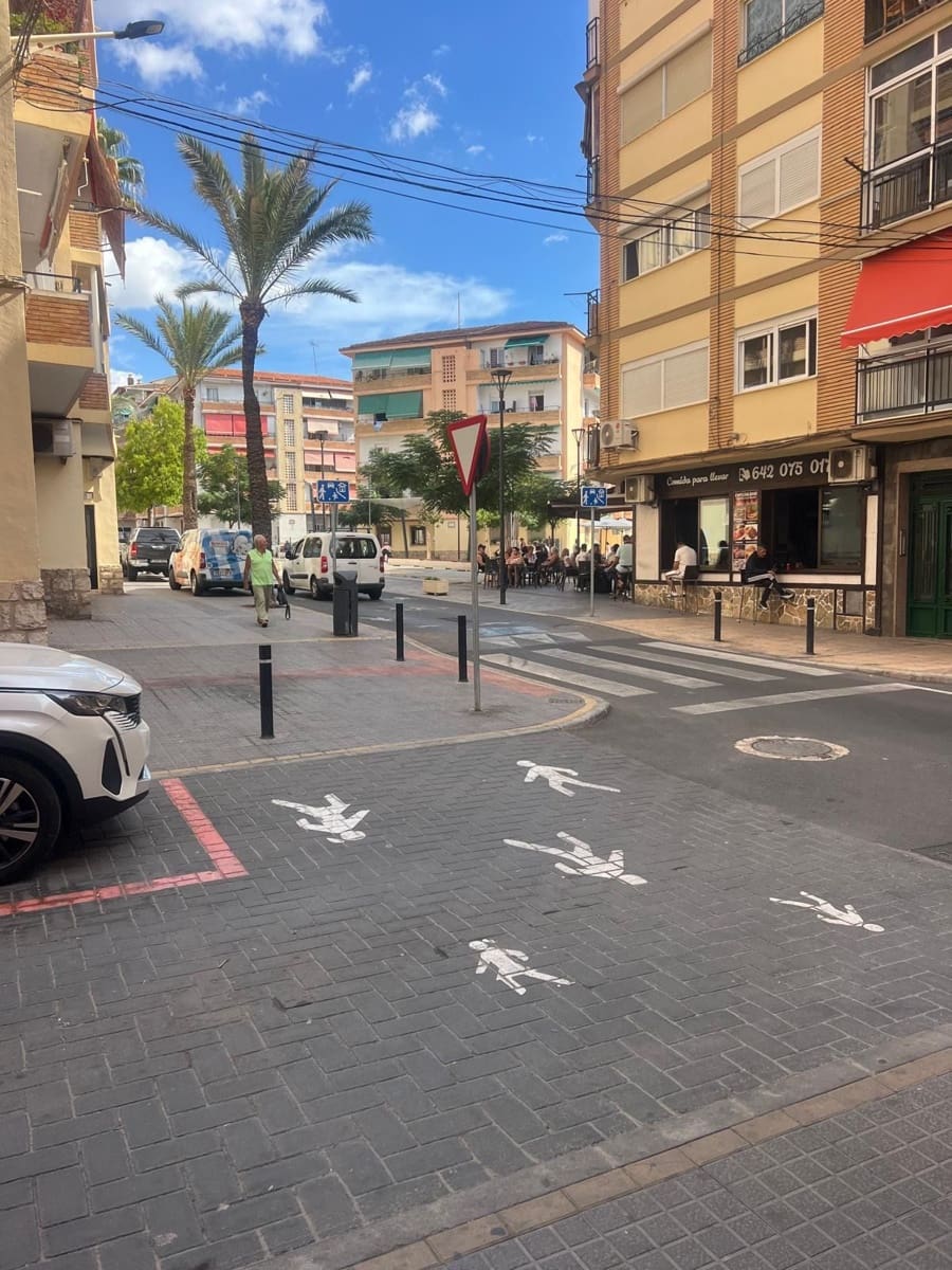 Gewerbe zu vermieten in Benidorm - 2.000 € (Ref: 9458584)