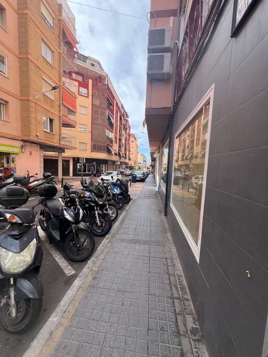 Gewerbe zu vermieten in Benidorm - 2.000 € (Ref: 9458584)