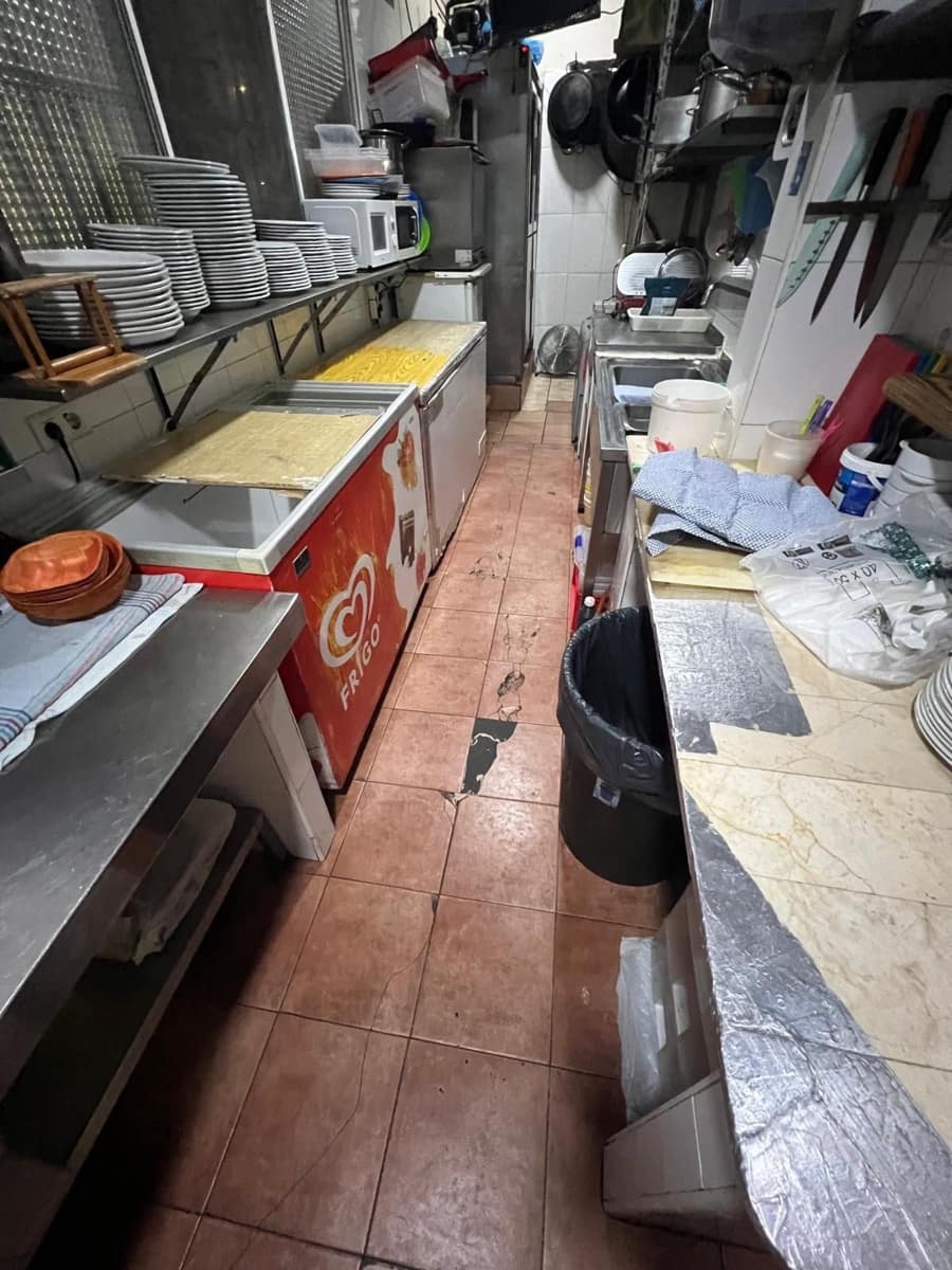 Komercyjne na sprzedaż w Benidorm z garażem - 329 999 € (Ref: 9458587)