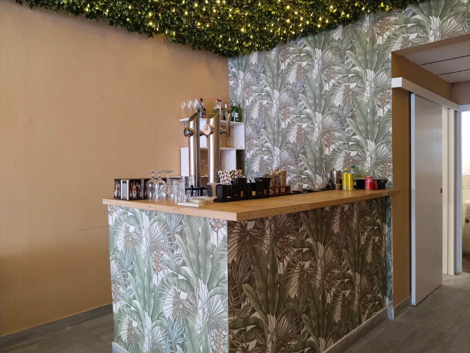 Commercieel te huur in Benidorm - € 1.700 (Ref: 9458589)