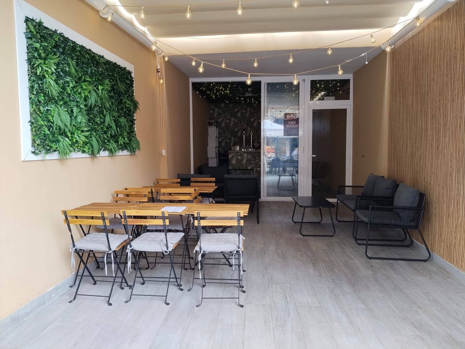 Commercieel te huur in Benidorm - € 1.700 (Ref: 9458589)