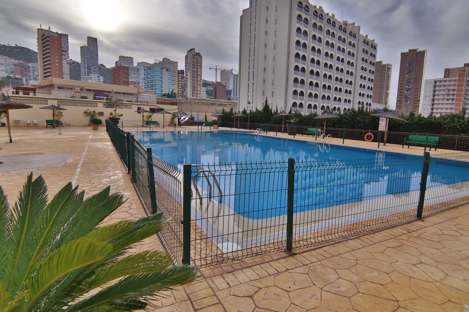Apartamento de 1 habitación en Benidorm en venta con piscina garaje - 195.000 € (Ref: 9458590)