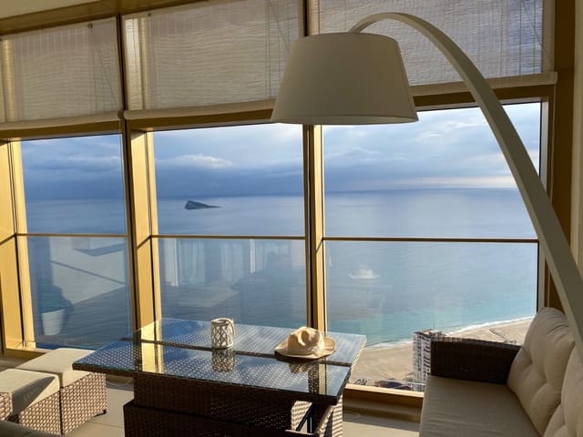 2 camera da letto Appartamento da affittare in Benidorm con garage - 3.000 € (Rif: 9458593)