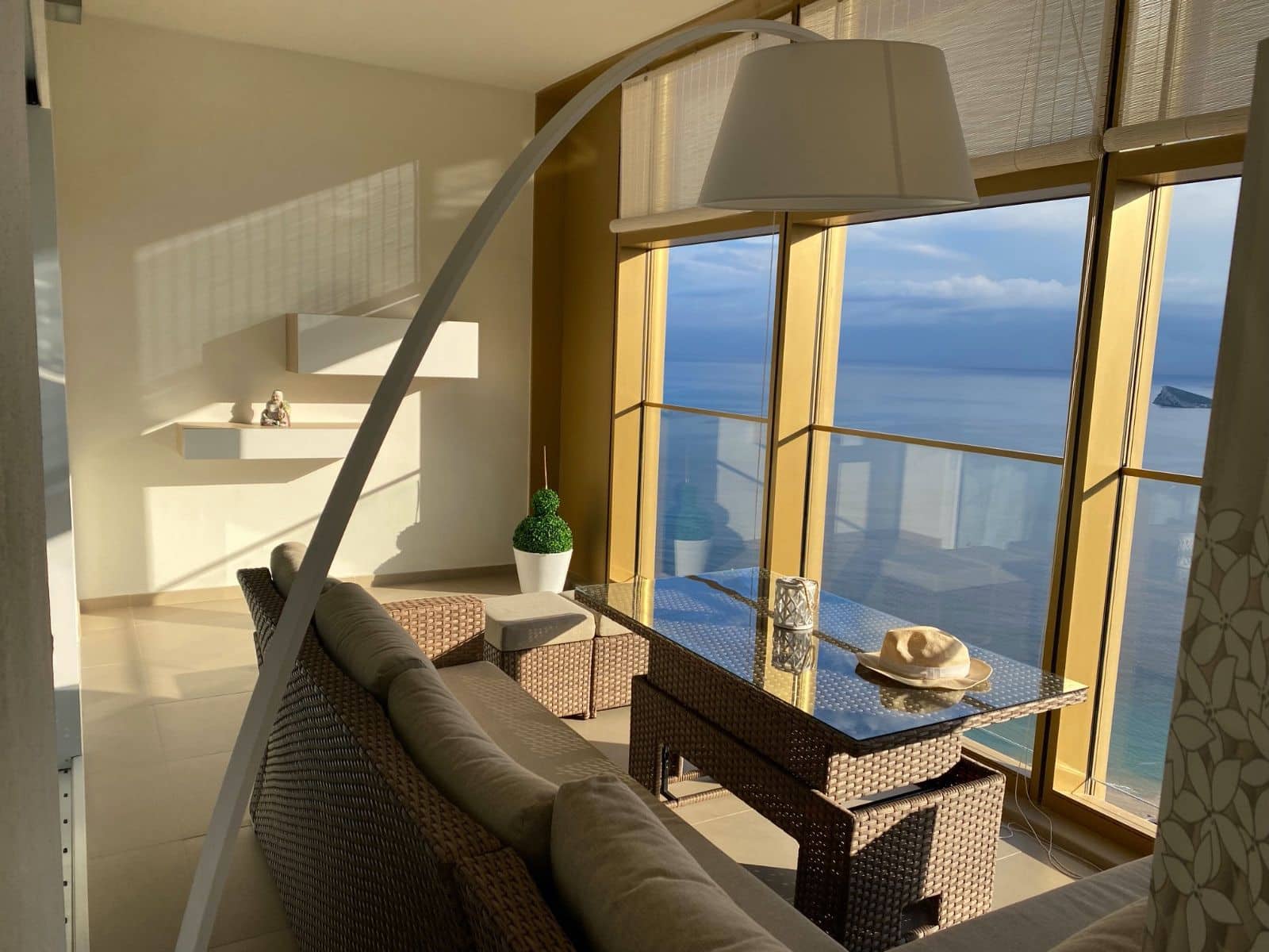 2 camera da letto Appartamento da affittare in Benidorm con garage - 3.000 € (Rif: 9458593)