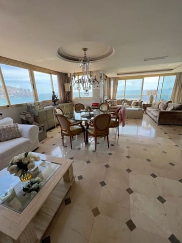 3 chambre Appartement à vendre à Benidorm avec piscine garage - 845 000 € (Ref: 9458595)