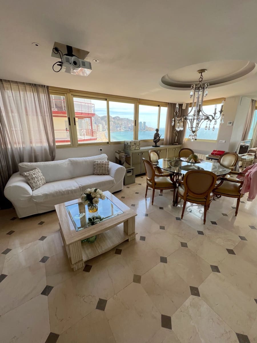 3 chambre Appartement à vendre à Benidorm avec piscine garage - 845 000 € (Ref: 9458595)