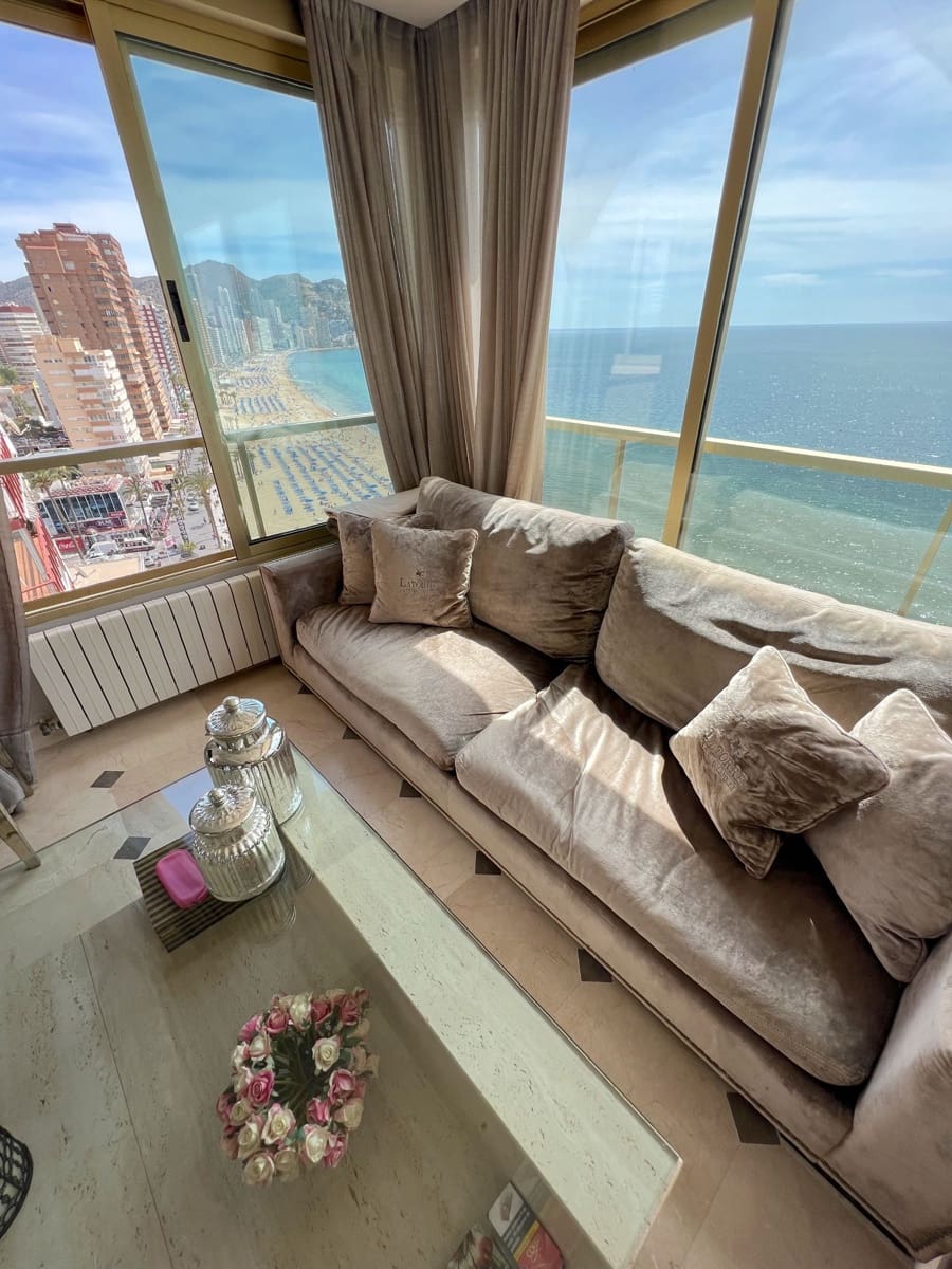 3 chambre Appartement à vendre à Benidorm avec piscine garage - 845 000 € (Ref: 9458595)