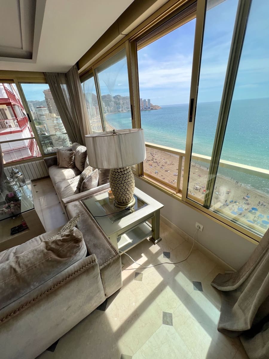 3 chambre Appartement à vendre à Benidorm avec piscine garage - 845 000 € (Ref: 9458595)