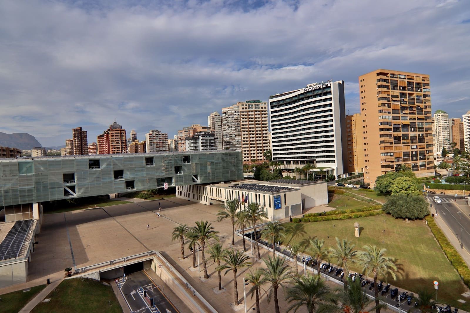 Ático de 4 habitaciones en Benidorm en venta - 466.999 € (Ref: 9458596)