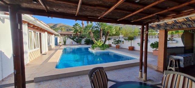 6 Zimmer Villa zu verkaufen in Rincón de Loix, Benidorm mit Pool Garage - 745.000 € (Ref: 9458602)