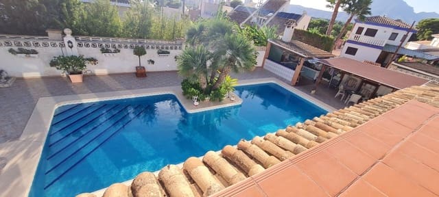 6 Zimmer Villa zu verkaufen in Rincón de Loix, Benidorm mit Pool Garage - 745.000 € (Ref: 9458602)