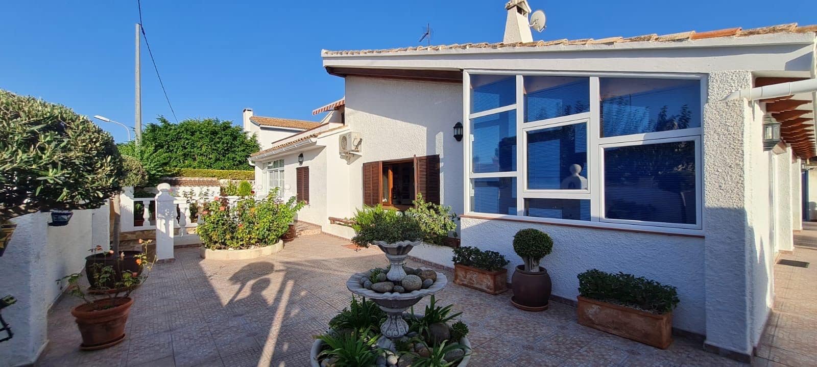 6 Zimmer Villa zu verkaufen in Benidorm mit Pool Garage - 745.000 € (Ref: 9458602)