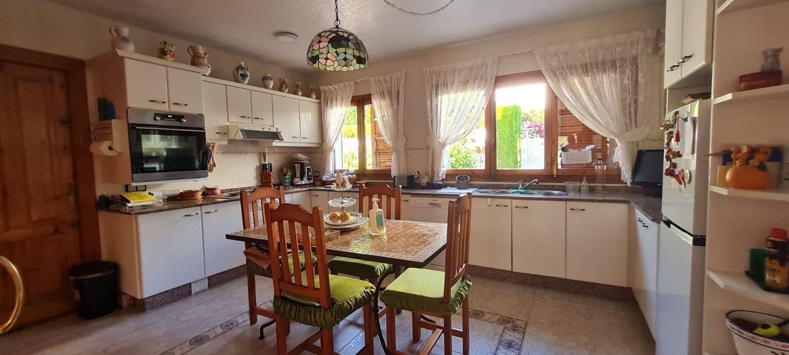 6 Zimmer Villa zu verkaufen in Benidorm mit Pool Garage - 745.000 € (Ref: 9458602)