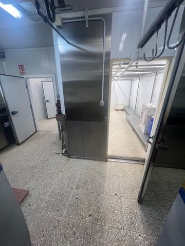 Commerciale in vendita in Benidorm - 350.000 € (Rif: 9458604)