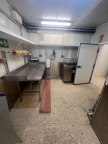 Commerciale in vendita in Benidorm - 350.000 € (Rif: 9458604)