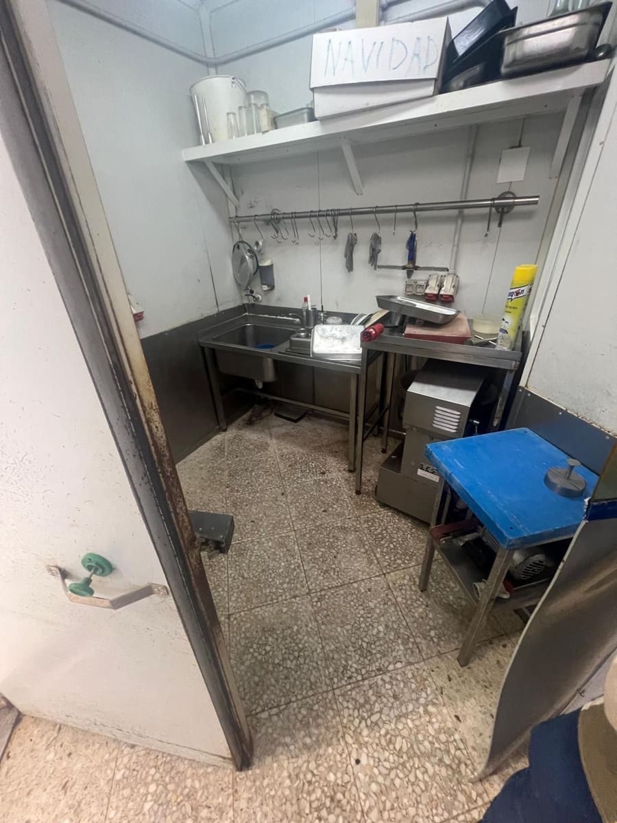 Komercyjne na sprzedaż w Benidorm - 350 000 € (Ref: 9458604)