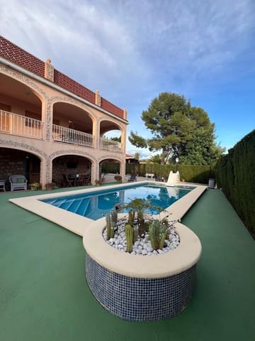 5 Zimmer Villa zu verkaufen in La Nucia mit Garage - 860.000 € (Ref: 9458606)