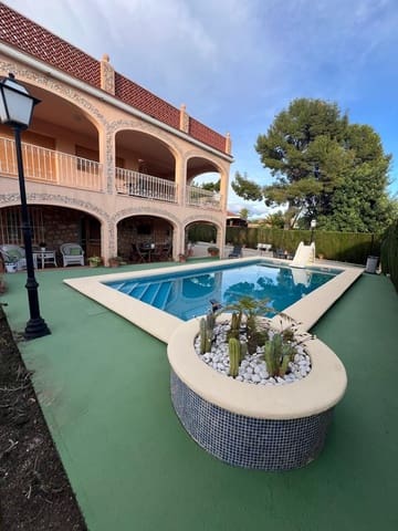 5 Zimmer Villa zu verkaufen in La Nucia mit Garage - 860.000 € (Ref: 9458606)