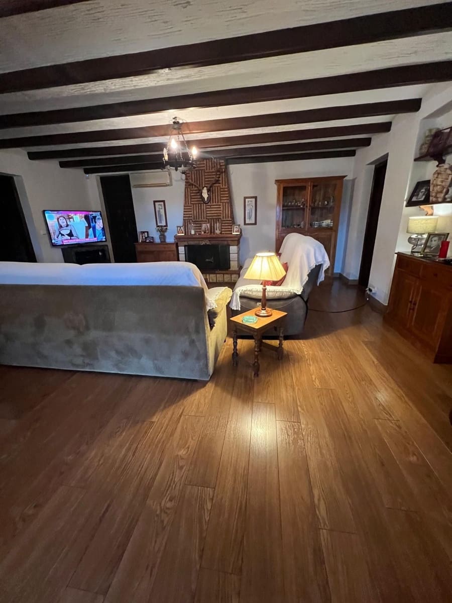 5 Zimmer Villa zu verkaufen in La Nucia mit Garage - 860.000 € (Ref: 9458606)