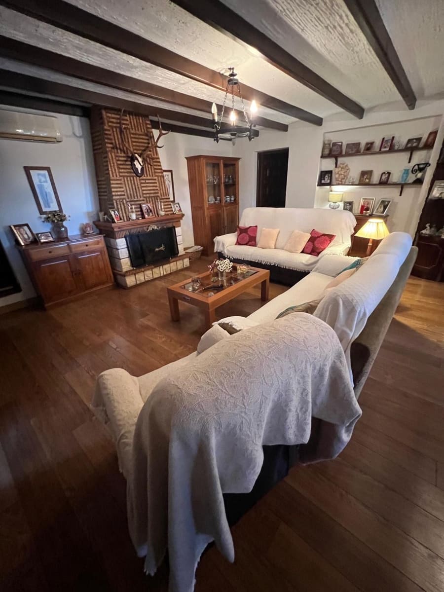 5 Zimmer Villa zu verkaufen in La Nucia mit Garage - 860.000 € (Ref: 9458606)