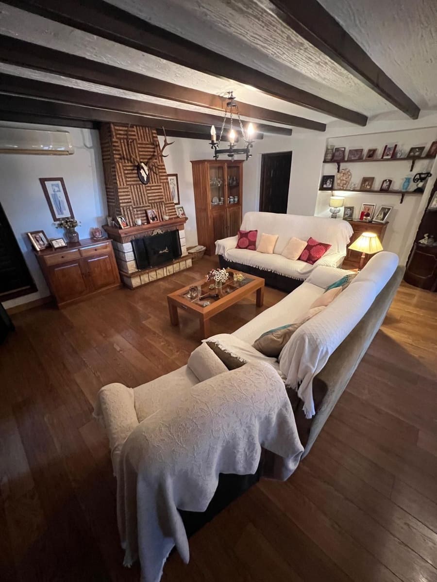 5 Zimmer Villa zu verkaufen in La Nucia mit Garage - 860.000 € (Ref: 9458606)