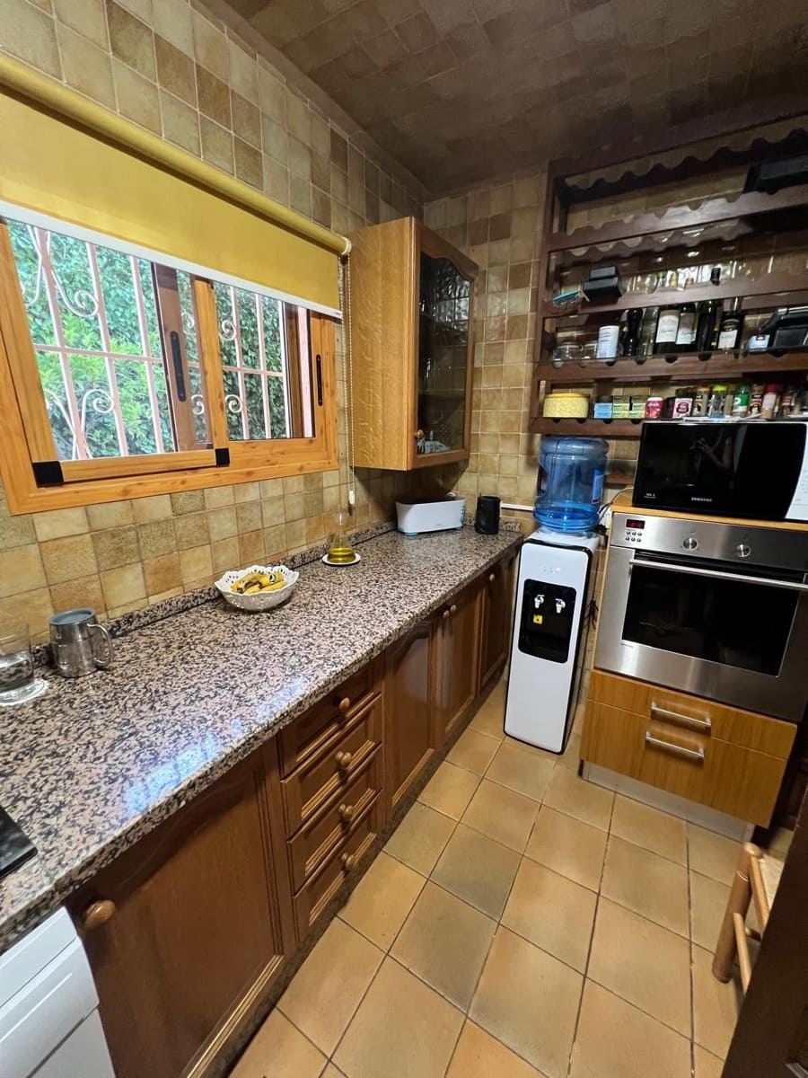 5 Zimmer Villa zu verkaufen in La Nucia mit Garage - 860.000 € (Ref: 9458606)