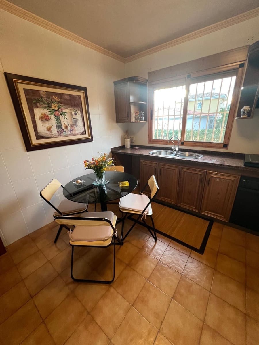 5 Zimmer Villa zu verkaufen in La Nucia mit Garage - 860.000 € (Ref: 9458606)