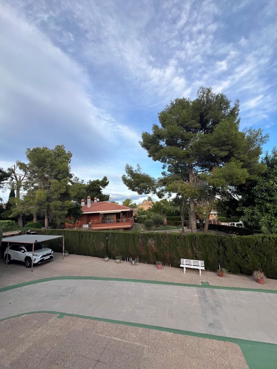 5 Zimmer Villa zu verkaufen in La Nucia mit Garage - 860.000 € (Ref: 9458606)