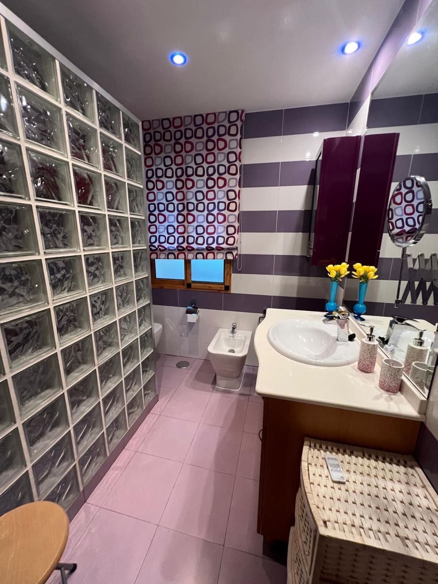 5 Zimmer Villa zu verkaufen in La Nucia mit Garage - 860.000 € (Ref: 9458606)