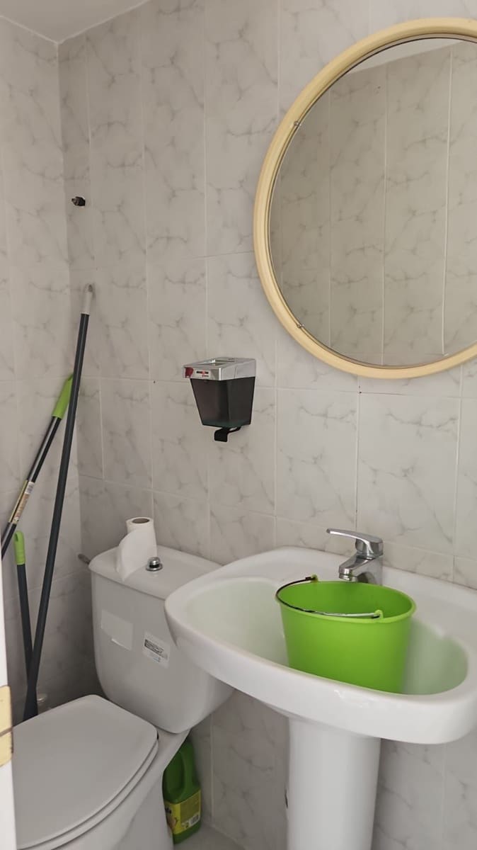 Komercyjne na sprzedaż w Benidorm - 180 000 € (Ref: 9458610)