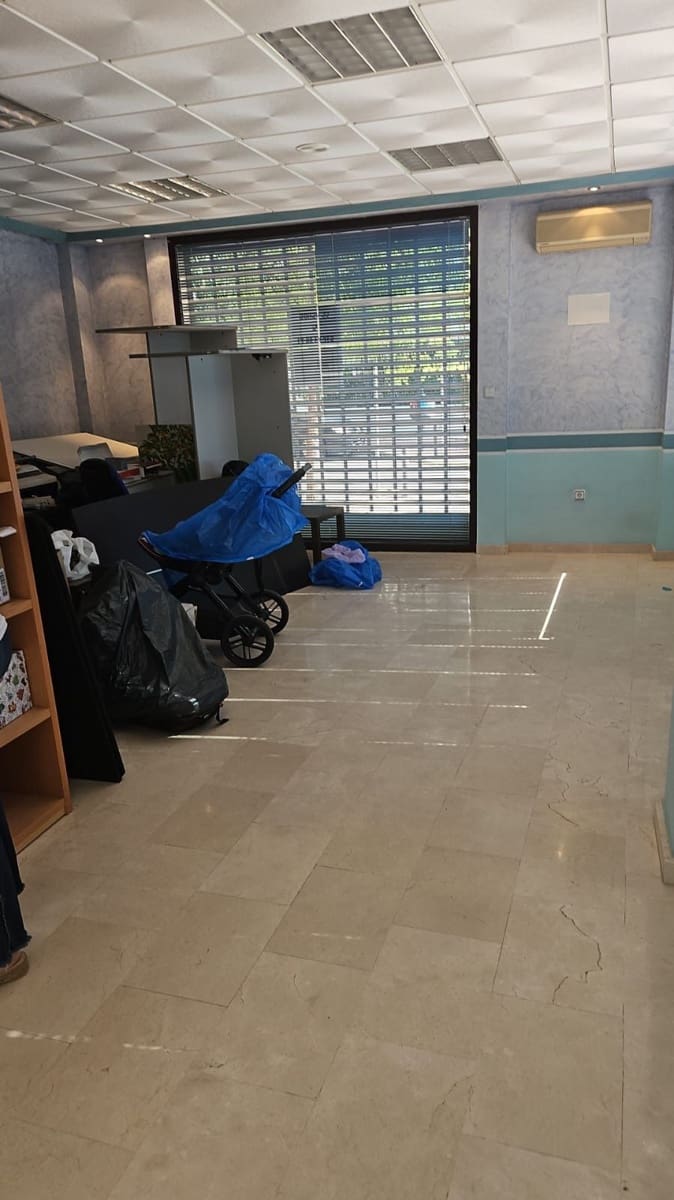 Komercyjne na sprzedaż w Benidorm - 180 000 € (Ref: 9458610)