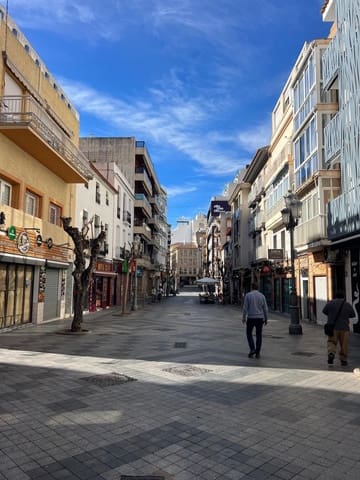 2 Zimmer Apartment zu verkaufen in Benidorm - 229.999 € (Ref: 9458617)