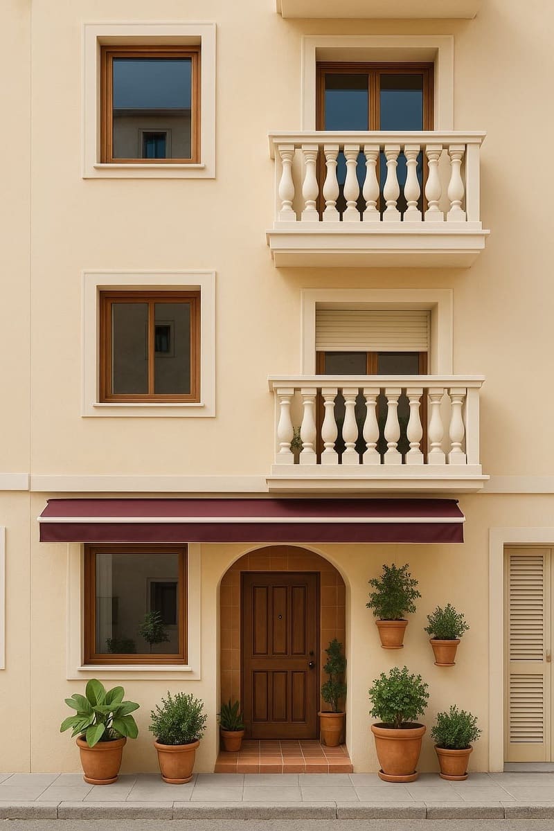 Commercial for sale in Altea - € 97,000 (Ref: 9458618)