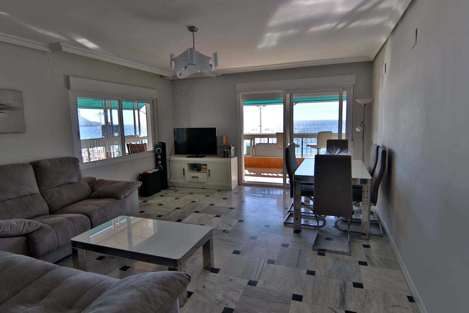 3 slaapkamer Appartement te koop in Benidorm met garage - € 595.000 (Ref: 9458619)